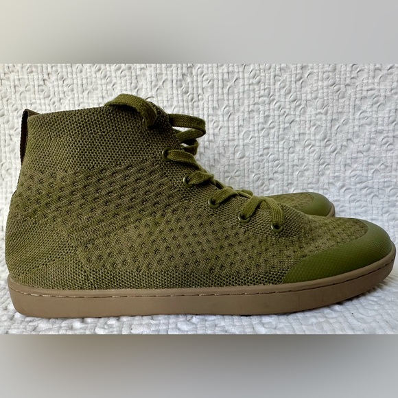 SUAVS Women's The Legacy Sneaker in Olive Size 10 - Picture 2 of 8